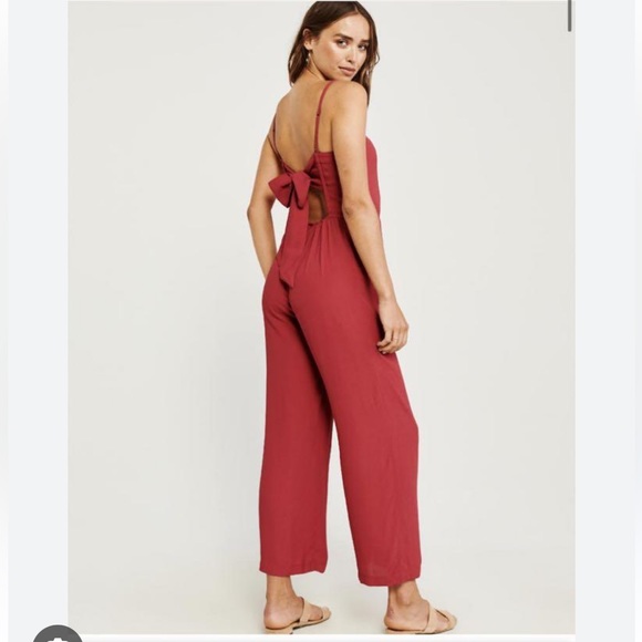 Abercrombie and Fitch open back jumpsuit - Picture 2 of 5